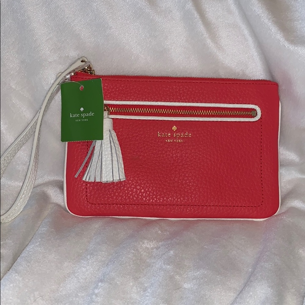Kate Spade Chester Street Tinie Wristlet